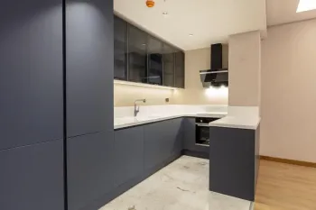 Tamamlanmış modern Bayraklı İzmir daireleri